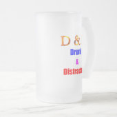 D&Dおよび気飲散した フロストグラスビールジョッキ (正面右)