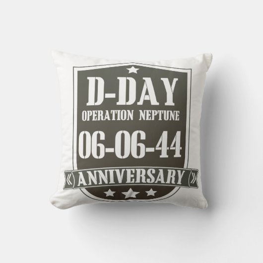 D-Day記念バッジ クッション (正面)