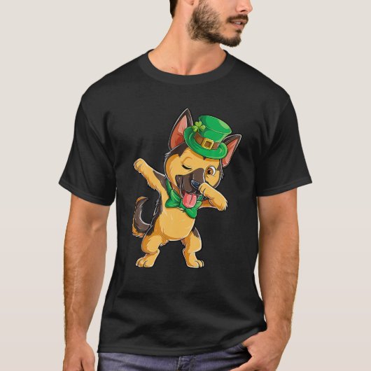 Dabbing German Shepherd St Patricks Day Boys Lepre Tシャツ (正面)