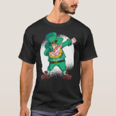 Dabbing Leprechaun Funny Dancing Leprechaun St Pat Tシャツ (正面)