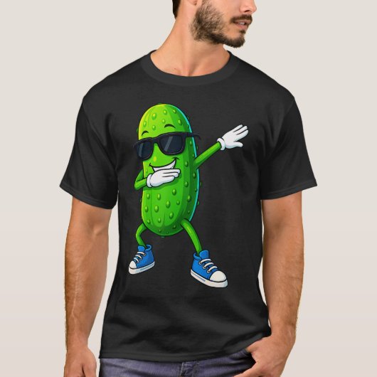 Dabbing Pickle Dancing Cucumber Funny Pickle Lover Tシャツ (正面)