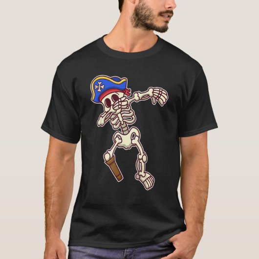 Dabbing Pirate Skeleton - Halloween Party Tシャツ (正面)