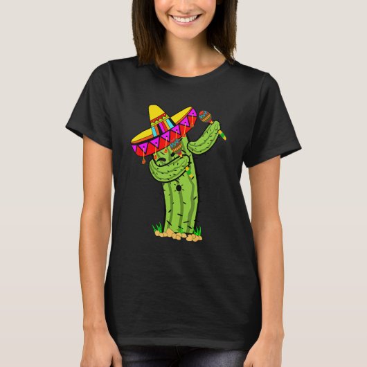 Dabbing Prickly Cactus with mexican sombrero hat Tシャツ (正面)