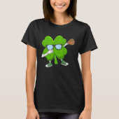 Dabbing Shamrock cricket St Patricks Day Men Women Tシャツ (正面)