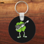 Dabbing Shamrock St Patrick's Day Funny Irish Boys キーホルダー (正面)