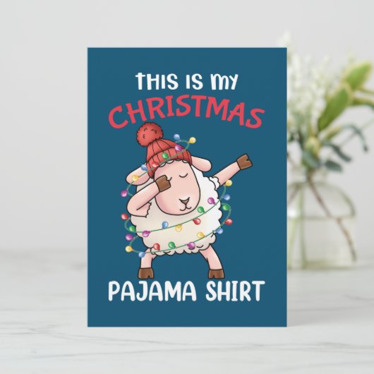 Dabbing Sheepこれは私のクリスマスパジャマクリスマス サンキューカード (スタンド正面)