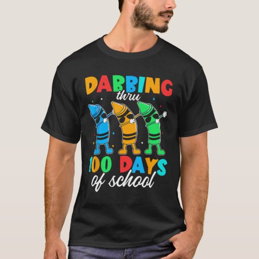 Dabbing Thru Crayon明るい100日学校の学生 Tシャツ (正面)