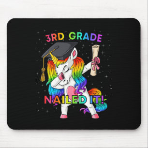 Dabbing Unicorn 3年生It卒業ギルを釘付け マウスパッド