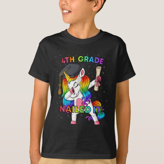 Dabbing Unicorn 4年生It卒業ギルを釘付け Tシャツ (正面)
