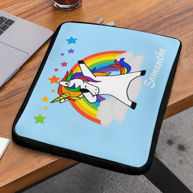 Dabbing Unicorn Rainbowノートパソパーソナライズされたコン ラップトップスリーブ (クリエイターアップロード済み)