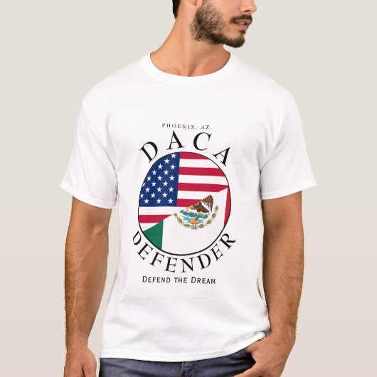 DACA DEFENDER （白） Tシャツ (正面)