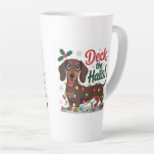 Dachshund Christmas Mug – Deck the Halls Holiday  カフェラテマグ (右アングル)
