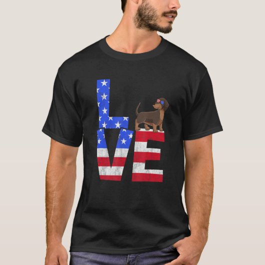 Dachshund Dog American Flag Sunglasses 4th of July Tシャツ (正面)