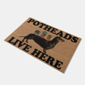 Dachshund Dog Potheads Live Here Mat, Plant  ドアマット (アングル)