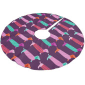 Dachshund Dogs:シームレスかわいいパターン。 ブラッシュドポリエステルツリースカート (アングル)