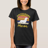 Dachshund Mom Vintage Sunset: Long-Haired  Tシャツ (正面)