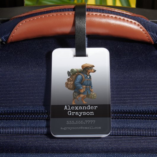 Dachshund Trail Blazer Hiker Personalized  Luggage ラゲッジタグ (裏面インサイチュ4)