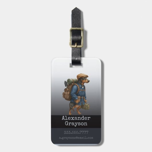 Dachshund Trail Blazer Hiker Personalized  Luggage ラゲッジタグ (正面縦)
