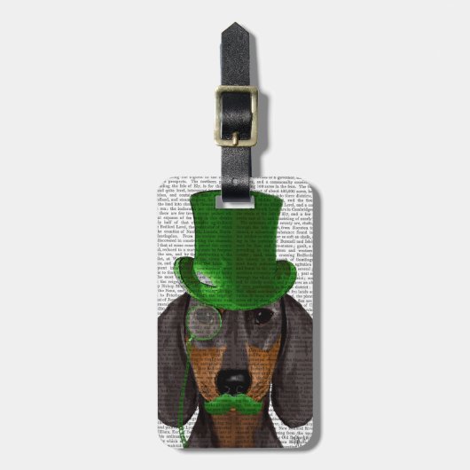 Dachshund with Green Top Hat Black Tan 2 ラゲッジタグ (正面縦)