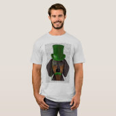 Dachshund with Green Top Hat Black Tan 2 Tシャツ (正面フル)