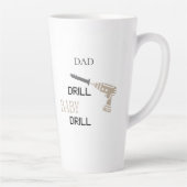 Dad Drill Baby Drill Funny Tool, Father’s Day Gift カフェラテマグ (右)