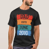 Dad Est Jun 2010 Proud Papa Grandpa Best Daddy Leg Tシャツ (正面)