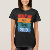 Dad Est Jun 2010 Proud Papa Grandpa Best Daddy Leg Tシャツ (正面)