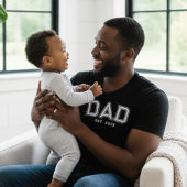 Dad Established Bold White Year New Dad Gift Tシャツ