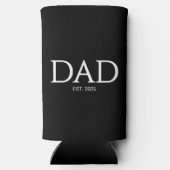 Dad Established Classic Caps Black スリム缶クーラー (裏面)