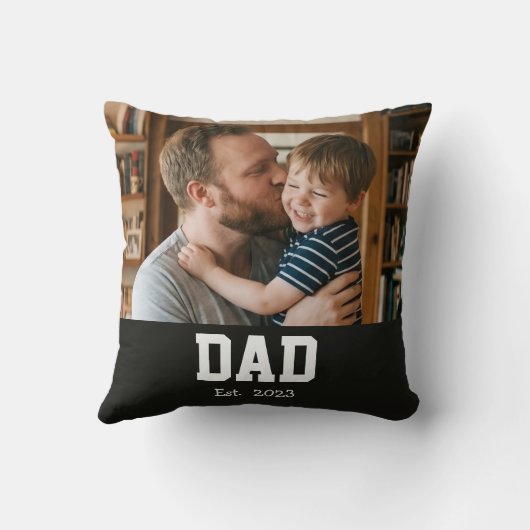 Dad Established Custom Modern Bold Text クッション (裏面)