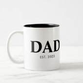 Dad Established Minimal Simple Text Est Year ツートーンマグカップ (左)