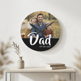 Dad Established Modern White Script Photo ラウンド壁時計