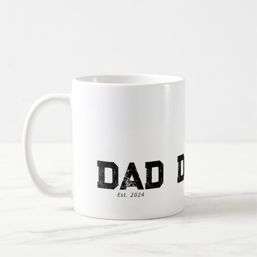 Dad Established New Dad Gift コーヒーマグカップ (左)