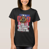 Dad Firefighter Nothing Scares Me Fireman Father's Tシャツ (正面)