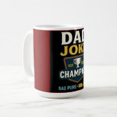 Dad Joke Champion 2025 Mug – Bad Puns, Great Fun!  コーヒーマグカップ (正面左)