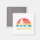 Dad Lawn Mowing Grquatch Bigfoot Mower Gift Funny  マグネット (正面/裏面)