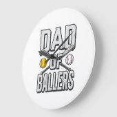 Dad of Ballers Softball and Baseball Vintage Shirt ラージ壁時計 (傾斜)