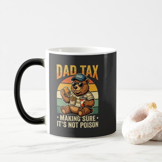 Dad Tax Funny Bear Father Humor Design モーフィングマグカップ (ドーナツ)