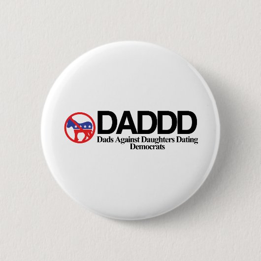 DADDD 缶バッジ (正面)