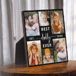 Daddy 最高の Ever – 父の日の写真コラージュ フォトプラーク<br><div class="desc">祝「パパエバー」の父の日の写真コラージュのプラークと最高のお前のパパは、世界を意味する人に心から敬意を表す。この美しく細工されたプラークは高品質、カスタマイズ可能な写真コラージュを備え、大切な思い出や特別な瞬間を展示することができる。コラージュは美しく配のまわりに置されはっきりしたた愛のメッセージ「最高のパパ・エバー」は、どの部屋にも最適なセンターピースとなっている。耐久性のある素材を使った仕上げお洒落で、このプラークはパパへの愛情と同様に、時間のテストに耐えるように設計されている。壁に表示されるか、机に置かれるかパーソナライズされた、この贈り物は必ず彼の顔にスマイルを持って来て、忘れられない絆を思い出させる共有。父の日、誕生日、または任意の大事な行事に理想的な"最高のパパ・エバー"フォトコラージュのプラークは、彼のハートを何年も暖めるであろう永遠の記念の杯来である。</div>