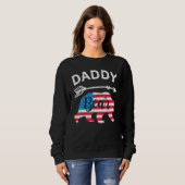 Daddy Bear Papa Bear American Flag 4th of July Fat スウェットシャツ (正面フル)