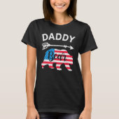 Daddy Bear Papa Bear American Flag 4th of July Fat Tシャツ (正面)