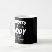 Daddy Est 2024に昇格して間もなくDaddy Firstになる コーヒーマグカップ (正面左)