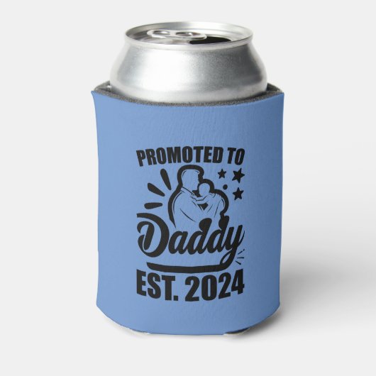 Daddy EST 2024に昇格 缶クーラー (缶裏面)