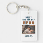 Daddy Hero Father Keepsake Family Photo キーホルダー (正面)
