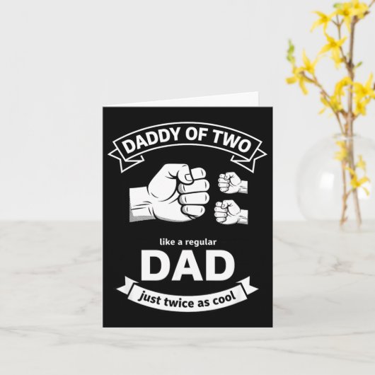 Daddy Of Two Dad Funny Father Of Two Fathers Day B カード (黄色い花)