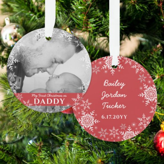 Daddy's初めてのクリスマスSnowflakes on Red Photo オーナメント