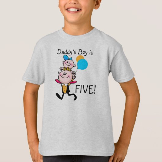 Daddy's Boy Customizable誕生日Tシャツ Tシャツ (正面)