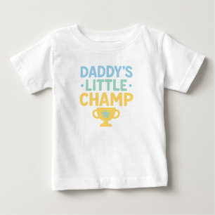 Daddy's Little Champ - Cute Kidsデザインwith Troph ベビーTシャツ
