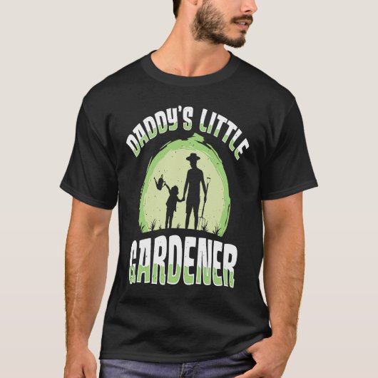 Daddy's Little Gardener Gardening Flower Planting  Tシャツ (正面)